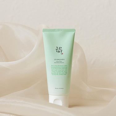 Green Plum Refreshing Cleanser